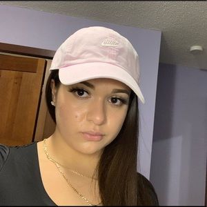 Meet your Posher, Abigail